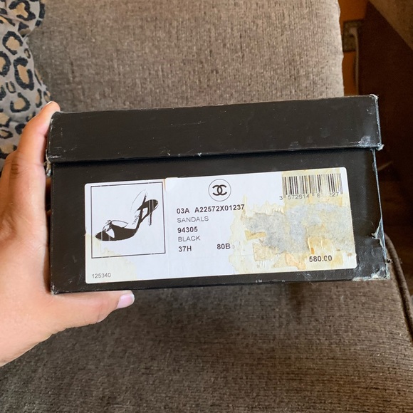 Chanel Sandals size 37 - Picture 3 of 4